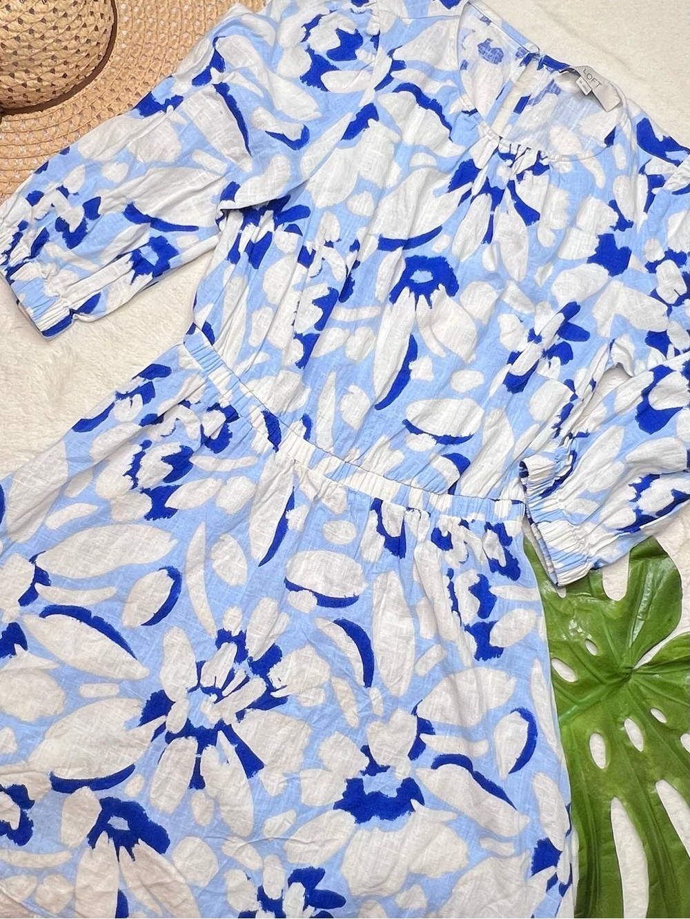 LOFT Blue White Floral Linen Blend Mini Dress XS Puff Sleeve Coastal - Picture 4 of 9